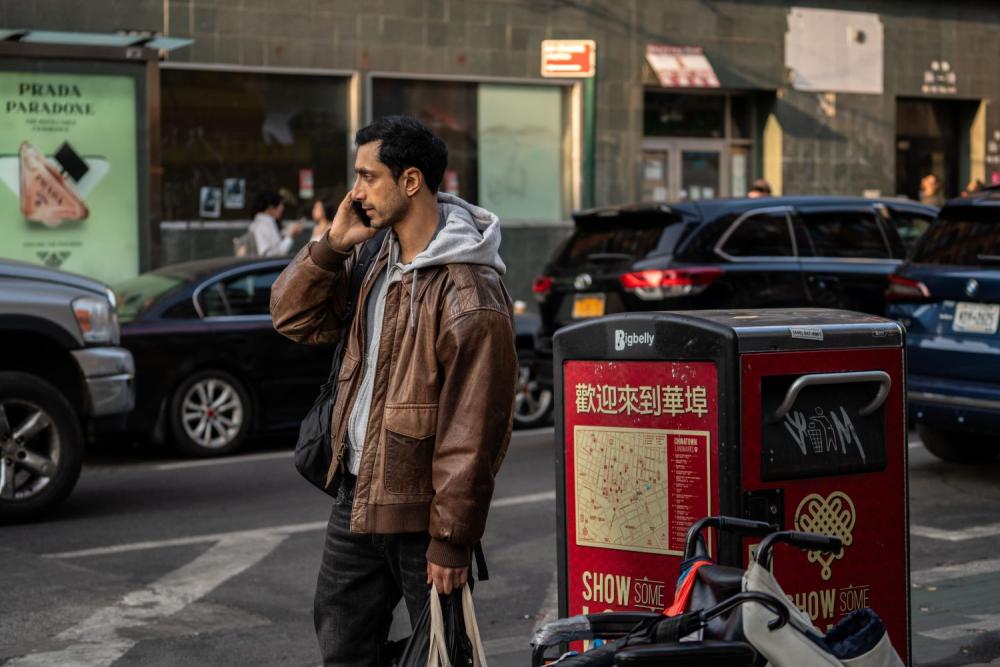 リレー : 声なき仲介者