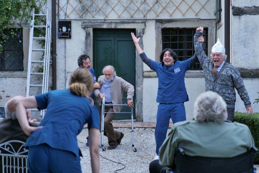 老人ホーム大脱走